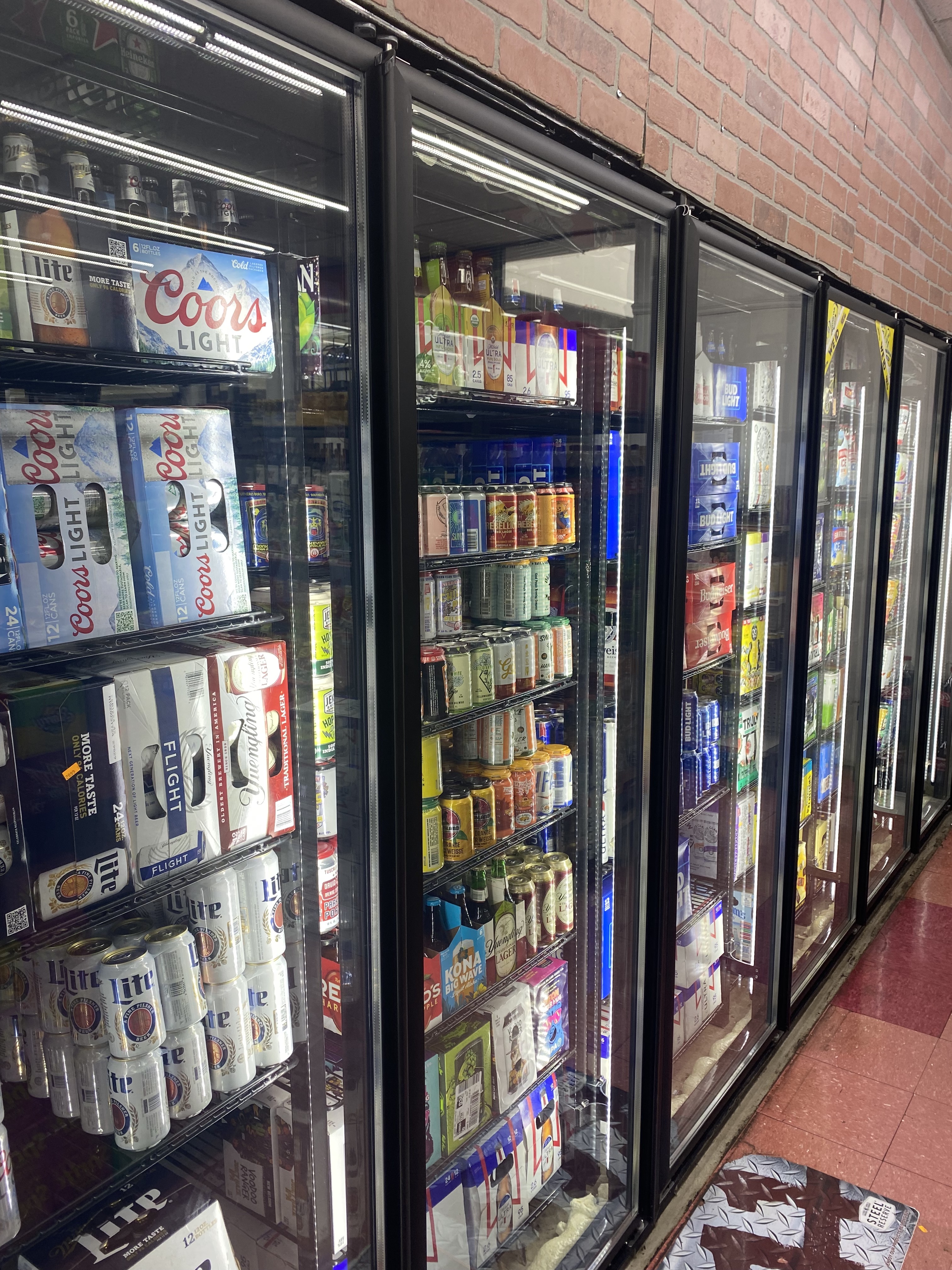 Multi-door cooler wall